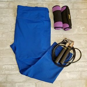 Fabletics Powerlite Gia Capri Legging